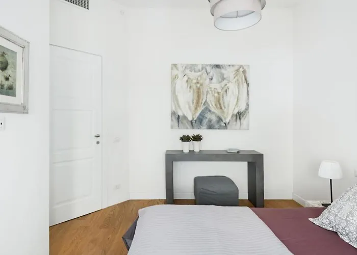 Charming Near Borghese Apartment Rom
